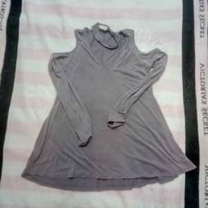 Jennaration Cold Shoulder Long Sleeve Top